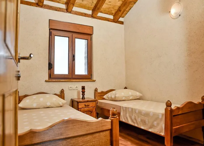 Anita 2 For 8 Persons With Pool Vakantiehuis *