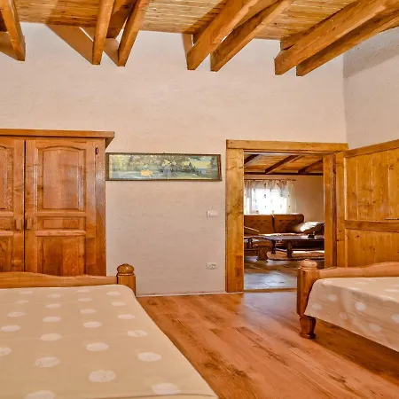 펜션 Anita 2 For 8 Persons With Pool