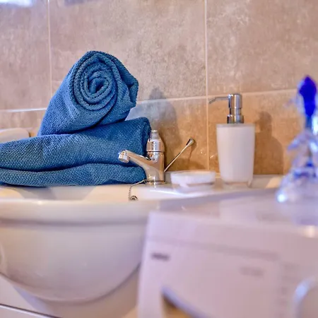 Anita 2 For 8 Persons With Pool 펜션