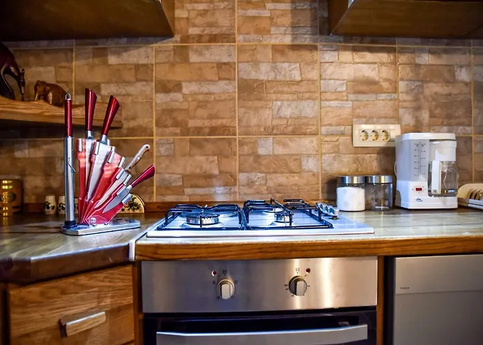 Anita 2 For 8 Persons With Pool بيت للعطل *